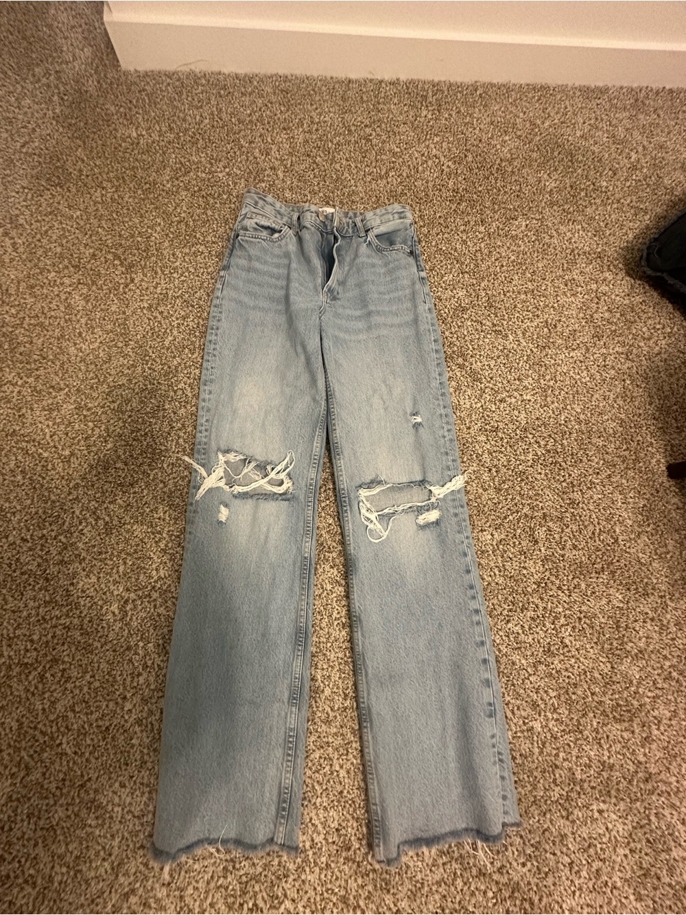 Zara high rise, wide leg  Light Wash Distressed Women's Jeans